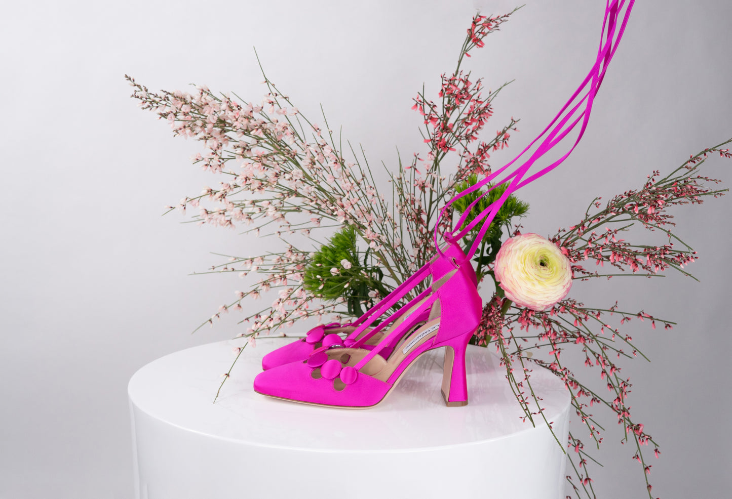 "MOON" Fucsia-Satin Laced Up Pump
