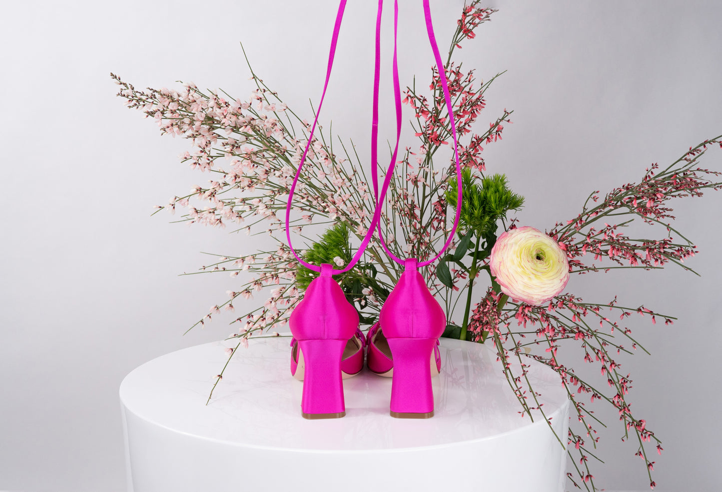 "MOON" Fucsia-Satin Laced Up Pump